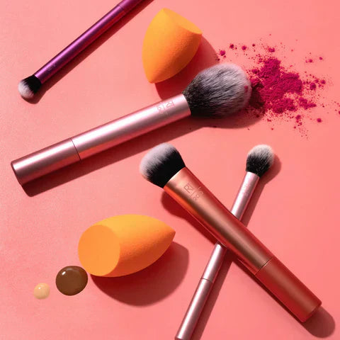 PROFESSIONAL Real Techniques Everyday Essentials Makeup Brush Set with Sponge - 6 Pcs set